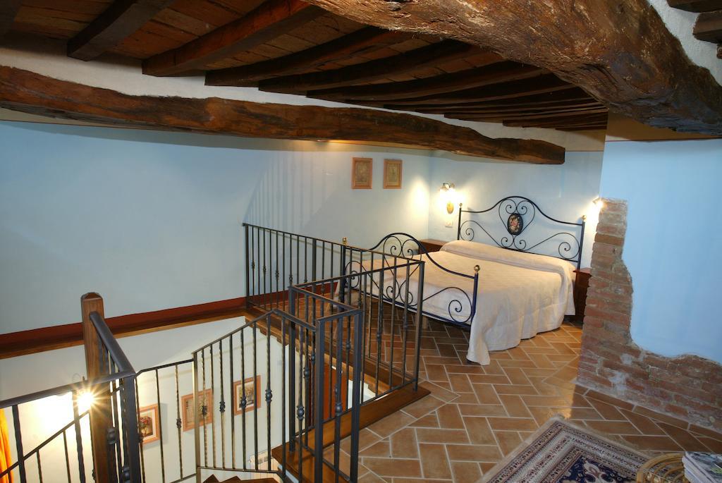 Agriturismo Vergelle Монтальчино Номер фото